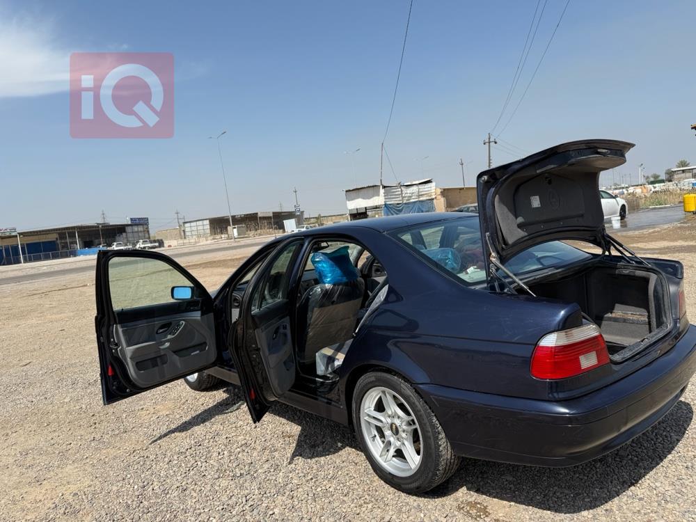 بي ام دبليو الفئة 5